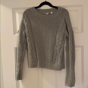 Gap sweater